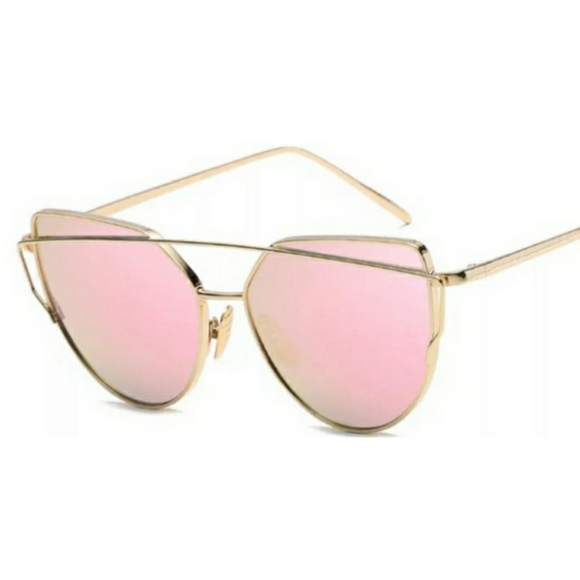 Rose Gold Luxury Cat Eye Sunglasses - Picture 2 of 3